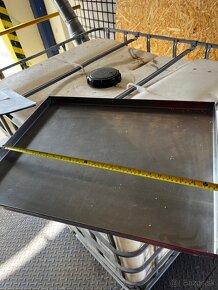 Regale antikorové na kolieskach + gastro zariadenie - 4