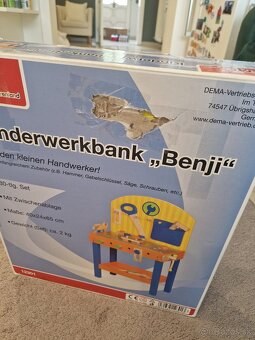 Drevený stolík s náradím benji - 4