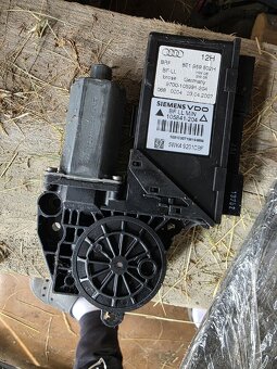 Nahradne diely audi a4 b7 - 4