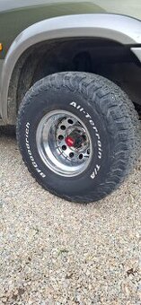 33x12,5 r15 BF Goodrich A/T KO2 - 4