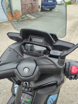 Yamaha X max 125 tech max NOVÁ - 4