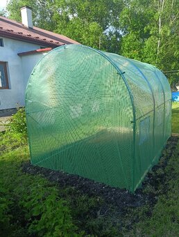 Zahradný fóliovnik - 4