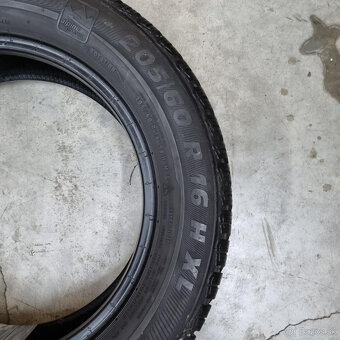 Zimné pneumatiky 205/60 R16 SEMPERIT DOT1719 - 4