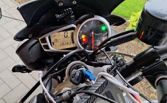Triumph Street Triple 675 R - 4