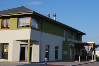 polyfunkčná budova v dobrom stave a na dobrom mieste - 4