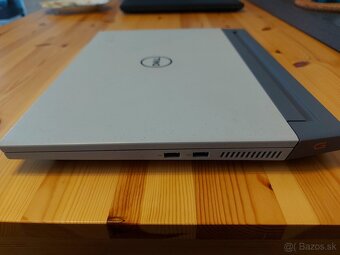 Predám notebook DELL G15 RTX 3050 - 4