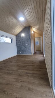 IHNEĎ K ODBERU Celoročný mobilný - Modulový dom 9,5x3,5m - 4