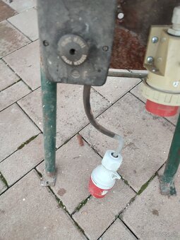 Predám kladivkový šrotovnik šk 150. - 4