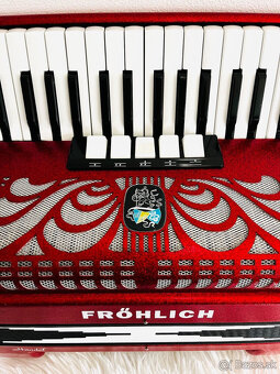 Predám akordeón Weltmeister-Fröhlich Handel 72 basový - kval - 4