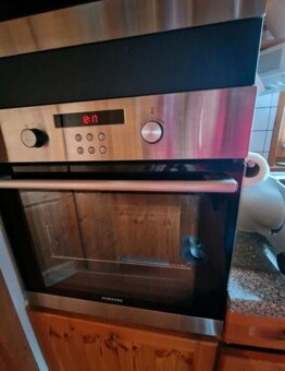 Velká kuchyně z masivu se spotřebiči, 5399 - 4