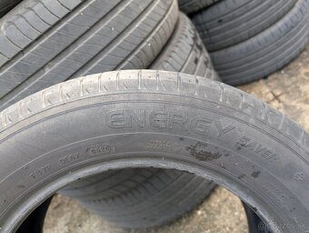 Michelin energy saver + 205/60 R16 - 4