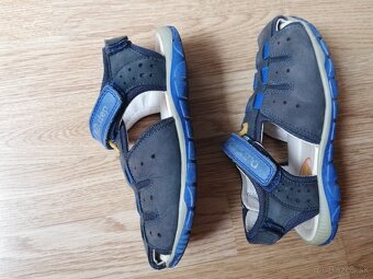 Chlapčenské sandále v.32 - 4