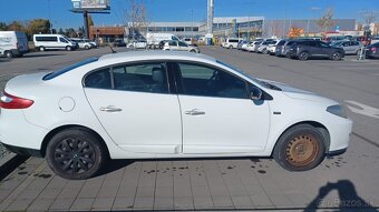 Renault Fluence Sedan 82kw 5st. Manuál_2012 - 4