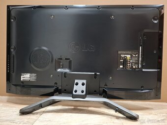 LG 47" - 4