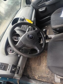 Suzuki Ignis 1.4 - 4