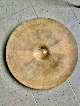 Paiste 2002 black label 22" - 4