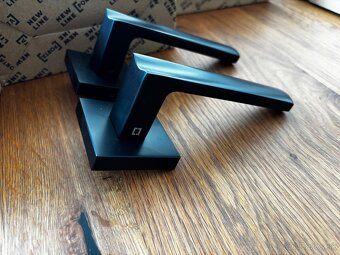 Porta klucky na interierove dvere-9ks spolu 125€ - 4