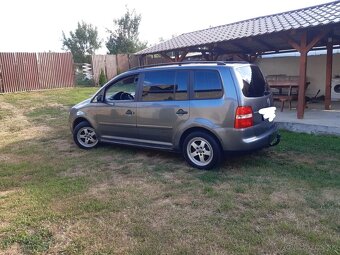 Volkswagen Touran 1.9TDi + ťažné - 4