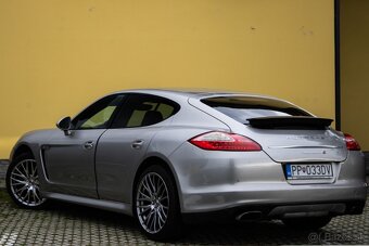 Porsche Panamera 4 - 4
