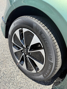 Kia CEED SW 1.5 T-GDi 7DCT GOLD + LED Pack - 4