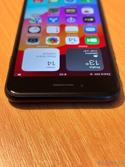 Predám - Apple iPhone SE (2020) 64 GB ČIERNY - 4