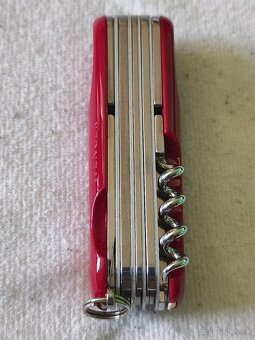 Wenger Delémont Evolution S52 - 4