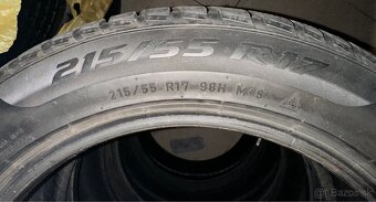 Pirelli SottoZero 3 215/55 R17- zimné - 4