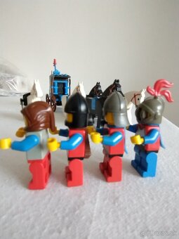 LEGO Castle 6055 Prisoner Convoy - 4