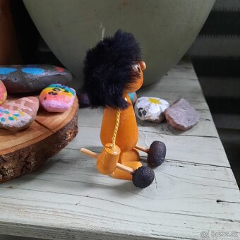 Praľudia/neandertálci starožitné drevené figúrky - 4