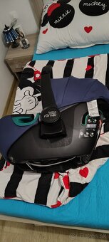 Britax Römer i-size autosedačka - vajíčko - 4
