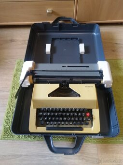 Písací stroj - 4
