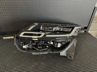 Oprava denneho svietenia Range Rover Velar - 4