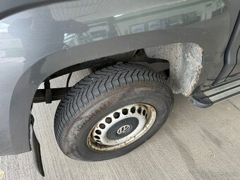 VOLKSWAGEN AMAROK 4X4 2.0 - NA PREDAJ / NA SPLATKY - 4