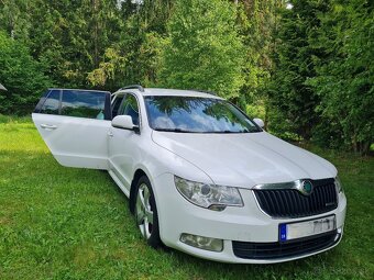 Predám Škoda Superb kombi 1,6 TDi 77 kW, r. v. 2011 - 4