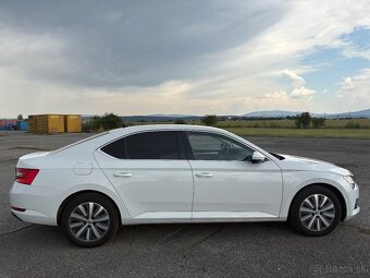 skoda superb 2020 - 4