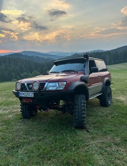 Predám Nissan Patrol y61 - 4
