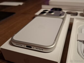 Apple Watch 10 GPS + Cellular 46mm Natural Titanium - 4