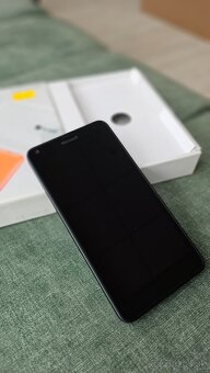 Microsoft Lumia 640 LTE šedá - 4