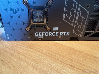 Predám grafiku ASUS TUF GAMING GeForce RTX 4080 16GB OC - 4