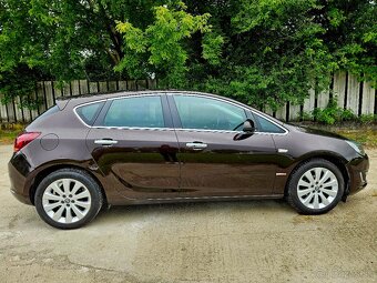 Opel Astra J - 4