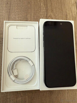 Predam iPhone 15 PRO MAX 256GB black titanium v zaruke - 4