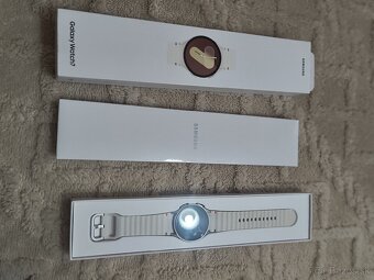 Samsung Galaxy Watch7 40 mm LTE béžová - 4