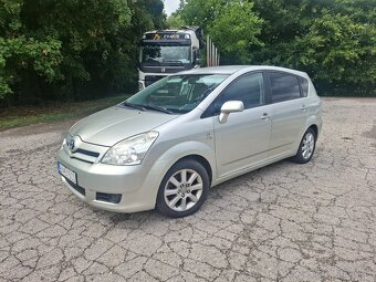 Toyota Corolla Verso 2.0 D 85 kw 7 miestny - 4