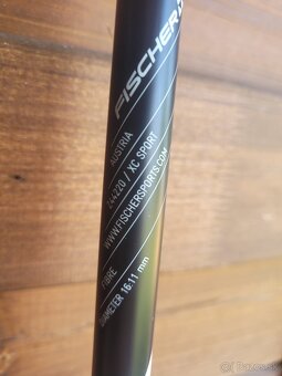 Nové nepoužité bežky (150 €) a palice (30 €) - 4