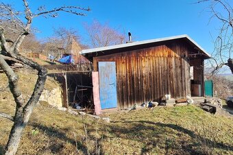 Záhrada s chatkou - 4