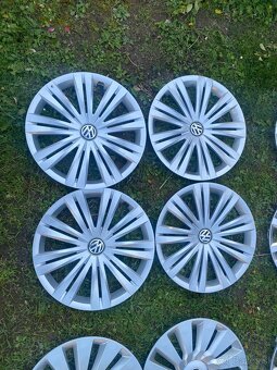 puklice na plechové disky R15;R16 originál vw - 4