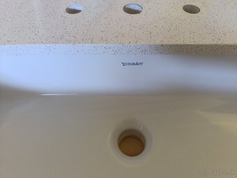 Umývadlový pult z Quarelly s umývadlom - 4