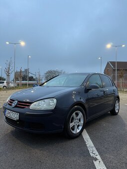Volkswagen Golf - 4