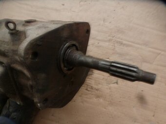 Prevodovka na traktor. - 4