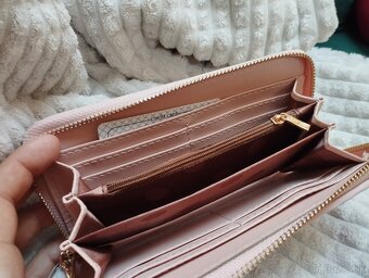 Dámska peňaženka staroružovej farby - 4